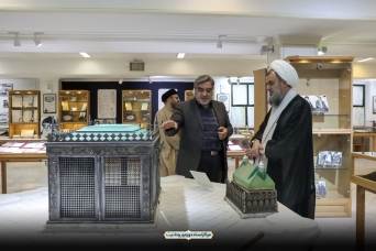 بازدید آیت&zwnj;الله مهدی هادوی تهرانی از مرکز اسناد حوزه و روحانیت